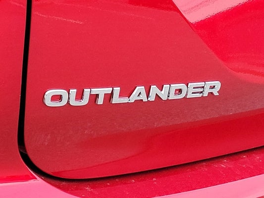 2024 Mitsubishi Outlander SE in Butler, PA - Mike Kelly Automotive