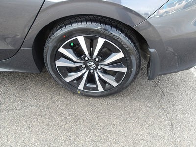 2024 Honda Civic Hatchback EX-L