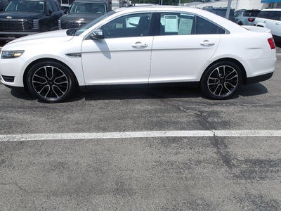 2018 Ford Taurus Limited