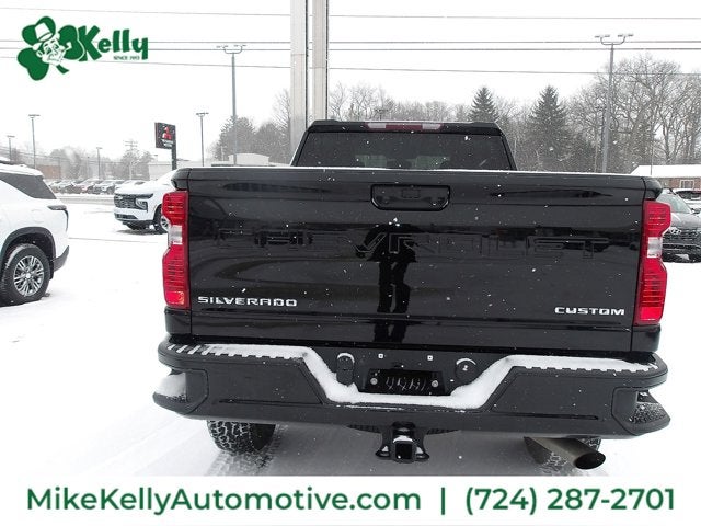 2022 Chevrolet Silverado 2500HD Custom