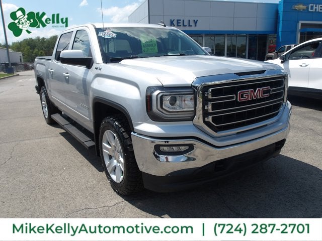 2018 GMC Sierra 4WD Crew Cab Short Box SLE's photo