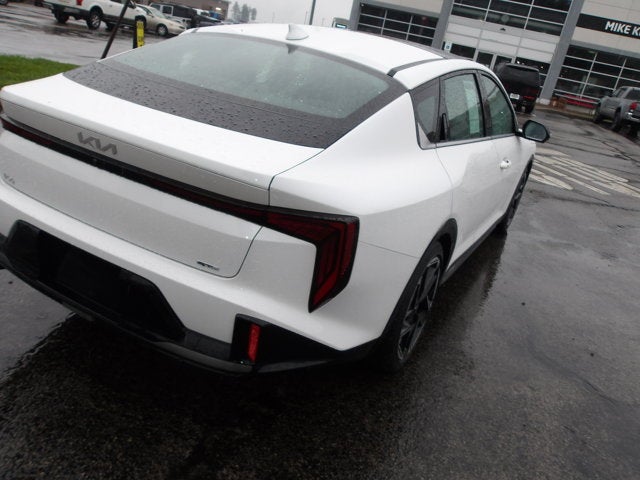 2025 Kia K4 GT-Line