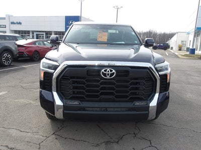 2025 Toyota Tundra 4WD Base