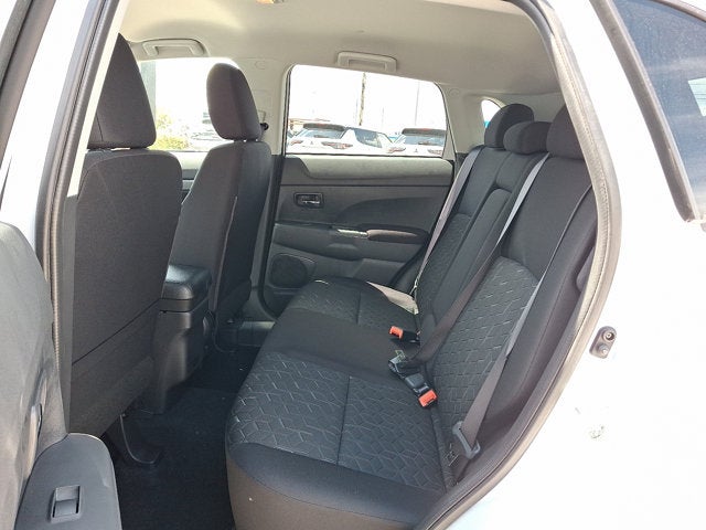 2027 Mitsubishi Outlander Sport Base