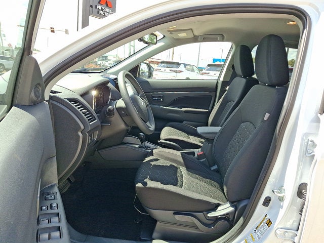 2027 Mitsubishi Outlander Sport Base