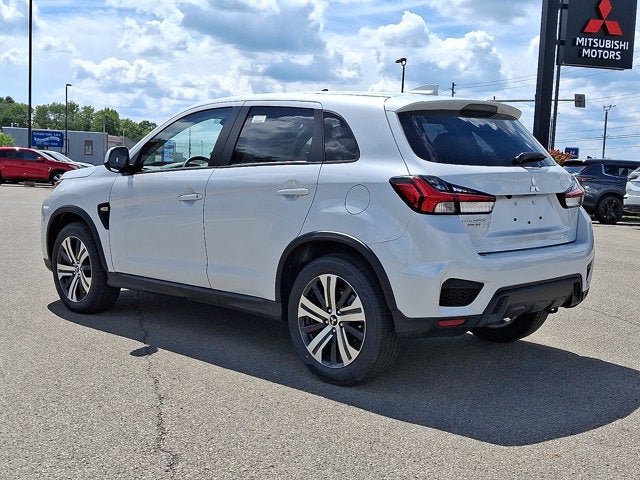 2027 Mitsubishi Outlander Sport Base