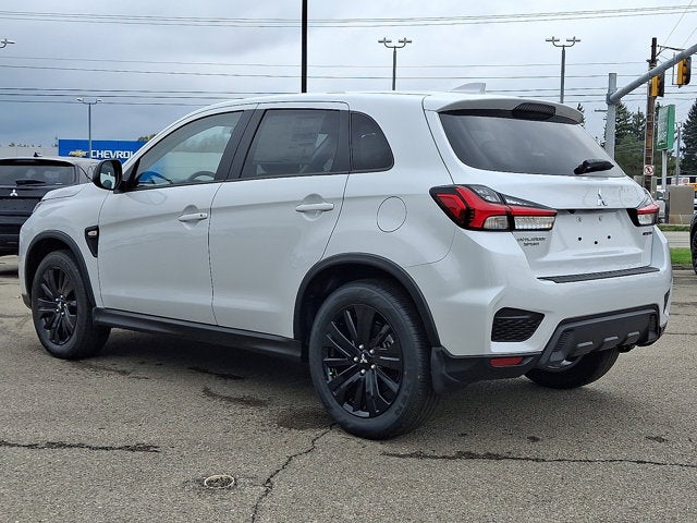2027 Mitsubishi Outlander Sport Base