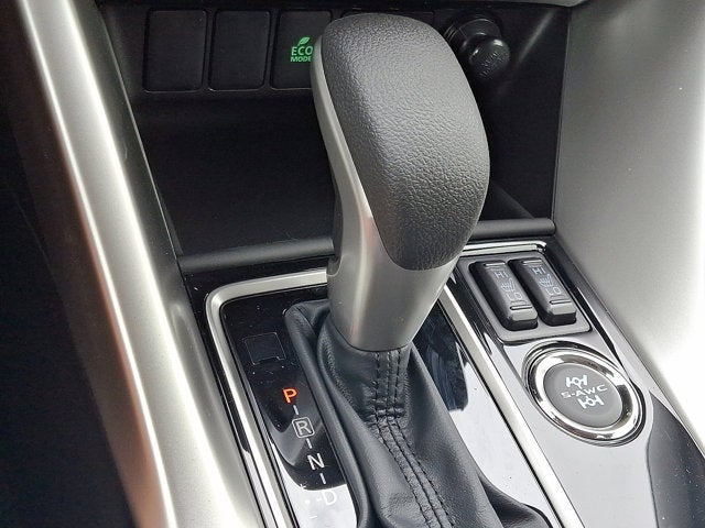 2025 Mitsubishi Eclipse Cross LE