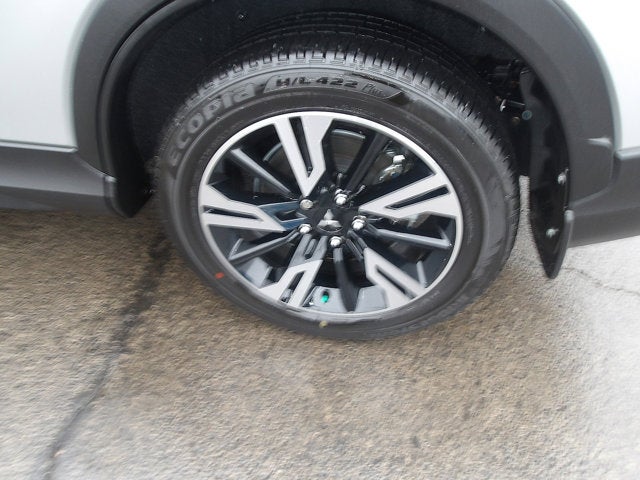 2024 Mitsubishi Eclipse Cross Base