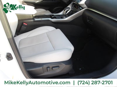 2023 Mitsubishi Eclipse Cross Base