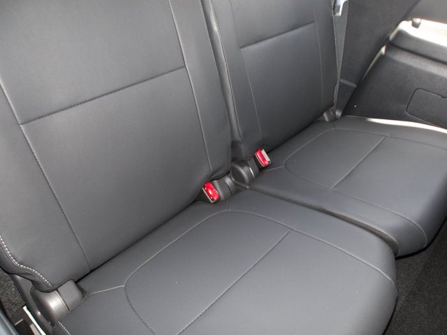 2020 Mitsubishi Outlander Base