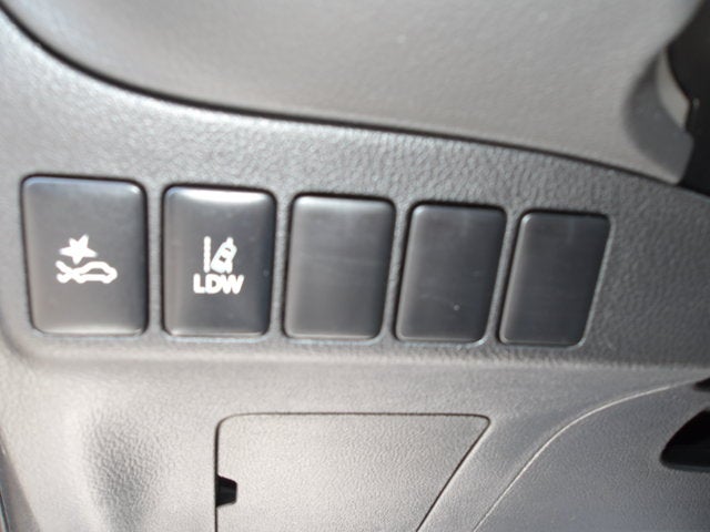 2020 Mitsubishi Outlander Base