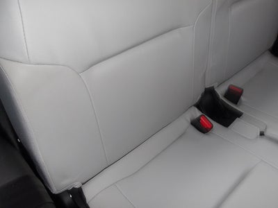 2023 Mitsubishi Outlander Base