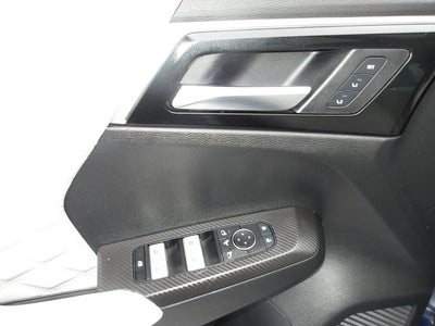 2023 Mitsubishi Outlander Base