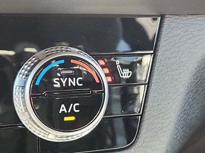 2026 Mitsubishi Outlander Base