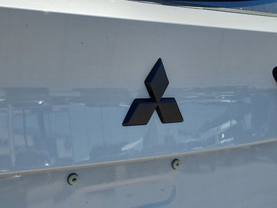 2026 Mitsubishi Outlander Base