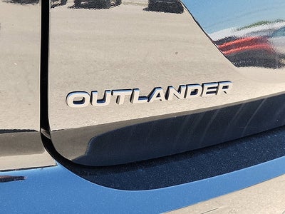 2026 Mitsubishi Outlander Base