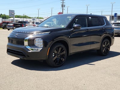 2026 Mitsubishi Outlander Base