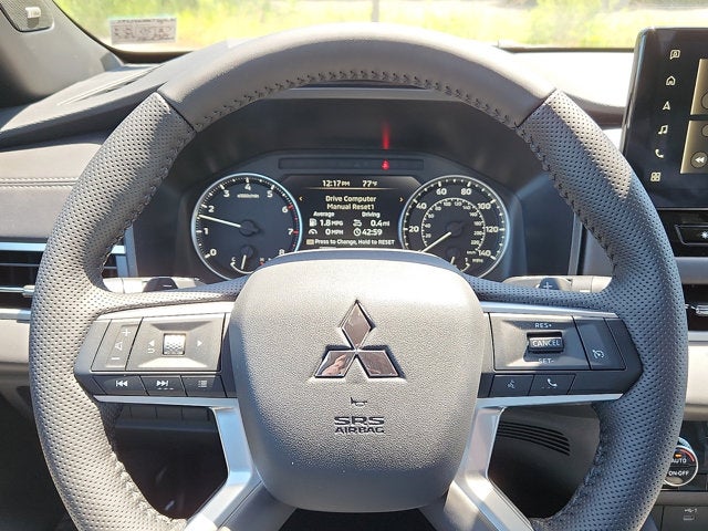 2026 Mitsubishi Outlander Base
