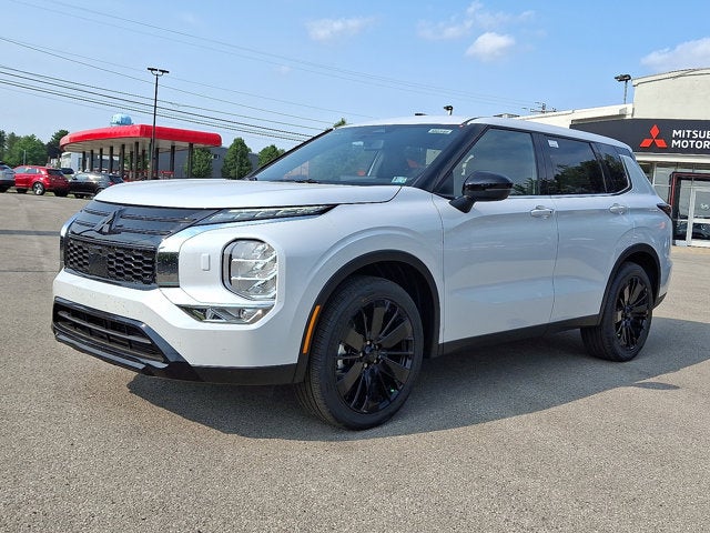 2026 Mitsubishi Outlander Base