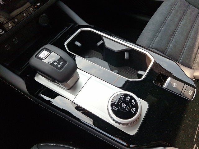 2026 Mitsubishi Outlander Base