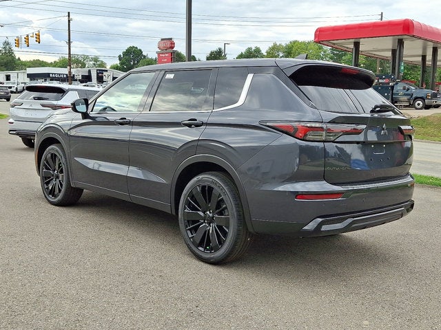 2026 Mitsubishi Outlander Base