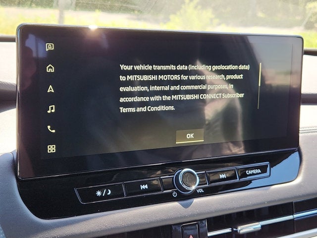 2026 Mitsubishi Outlander Base