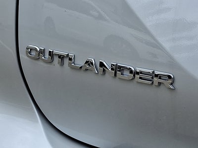 2026 Mitsubishi Outlander SE