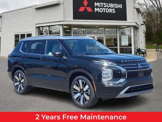 2025 Mitsubishi Outlander Base