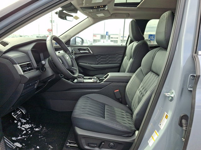 2026 Mitsubishi Outlander SEL