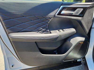 2026 Mitsubishi Outlander Base