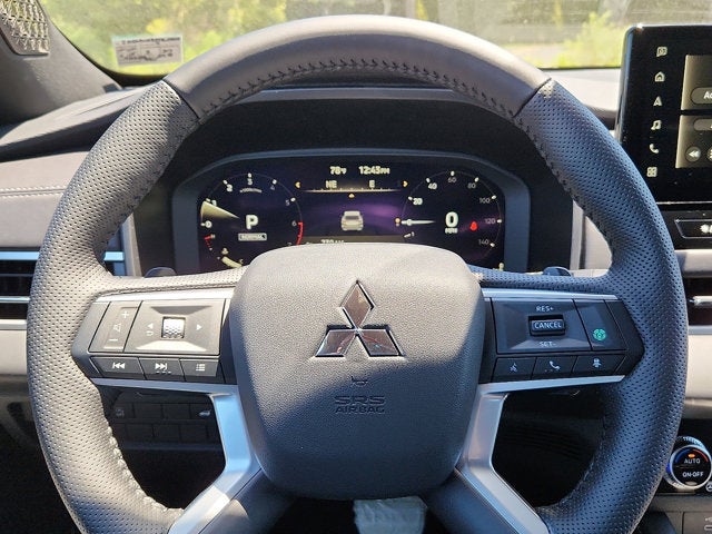 2026 Mitsubishi Outlander Base