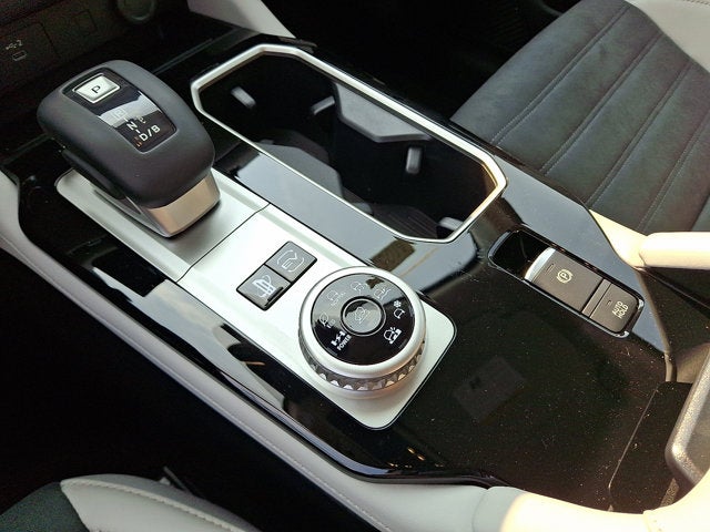 2026 Mitsubishi Outlander Plug-In Hybrid SE