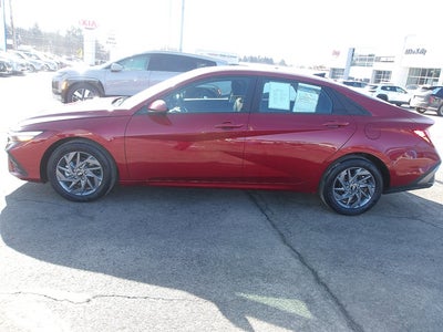 2024 Hyundai Elantra SEL