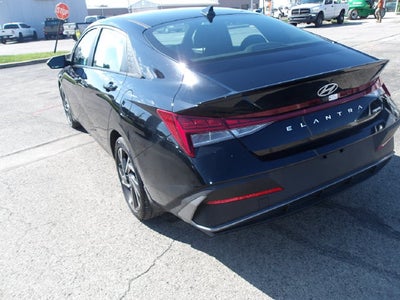 2025 Hyundai Elantra Hybrid SEL Sport