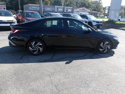 2025 Hyundai Elantra Hybrid SEL Sport