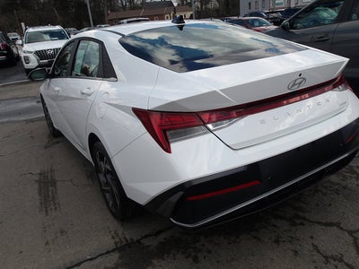 2024 Hyundai Elantra Limited