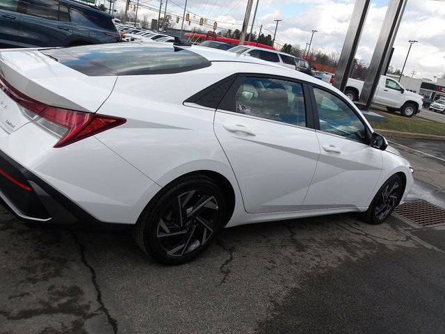 2024 Hyundai Elantra Limited