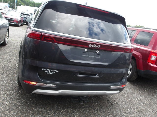 2023 Kia Carnival LX