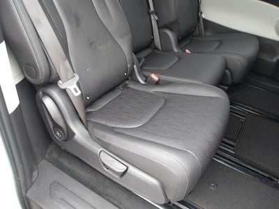 2023 Kia Carnival EX