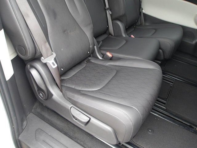 2023 Kia Carnival EX