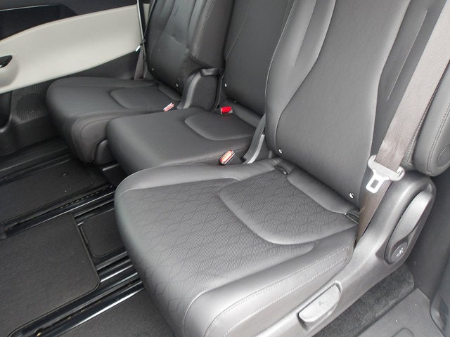 2023 Kia Carnival EX