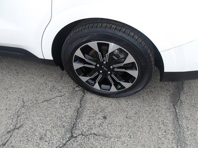 2023 Kia Carnival EX