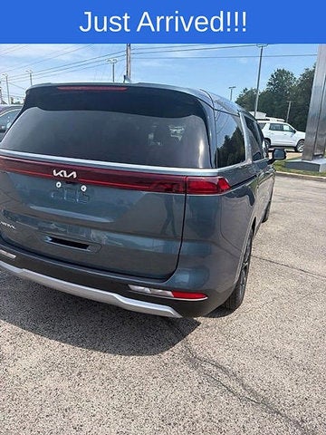 2024 Kia Carnival EX