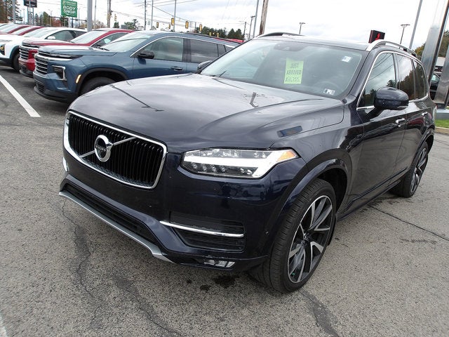2019 Volvo XC90 Momentum