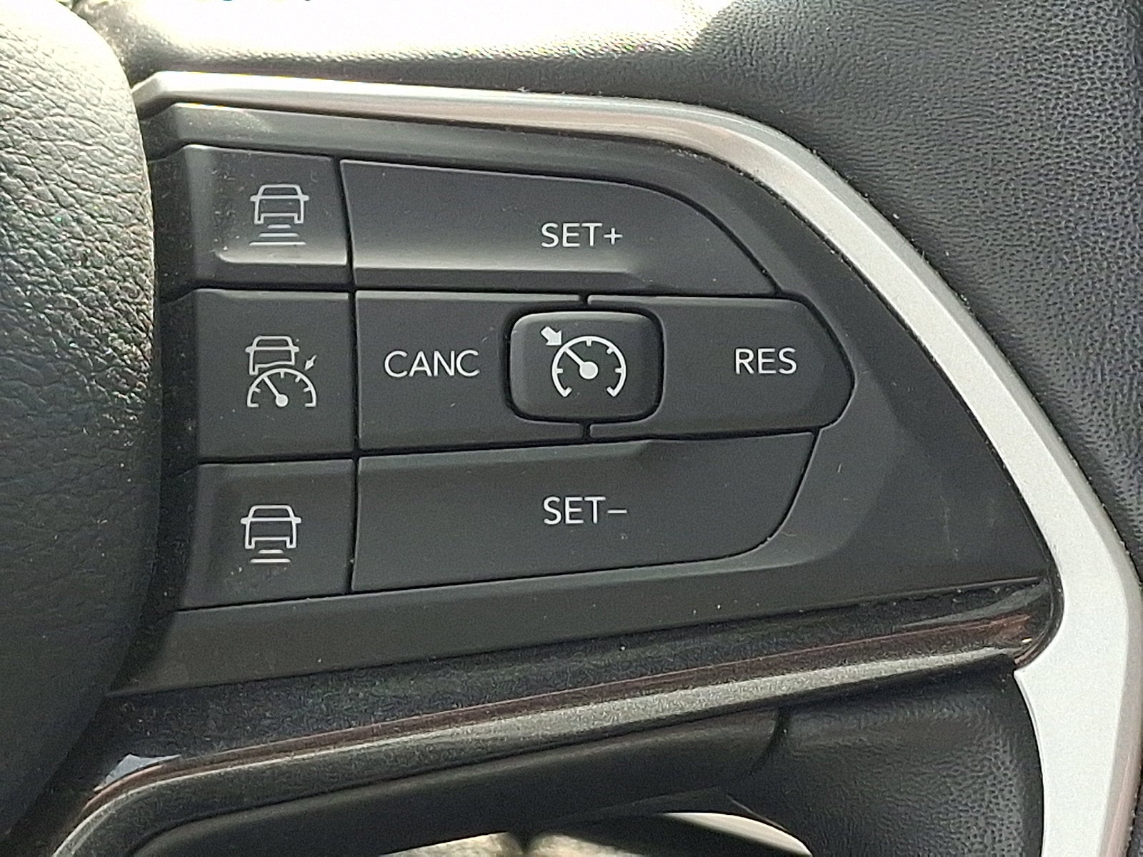 2022 Jeep Grand Cherokee L Altitude