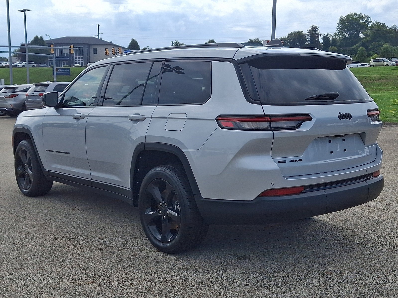 2022 Jeep Grand Cherokee L Altitude