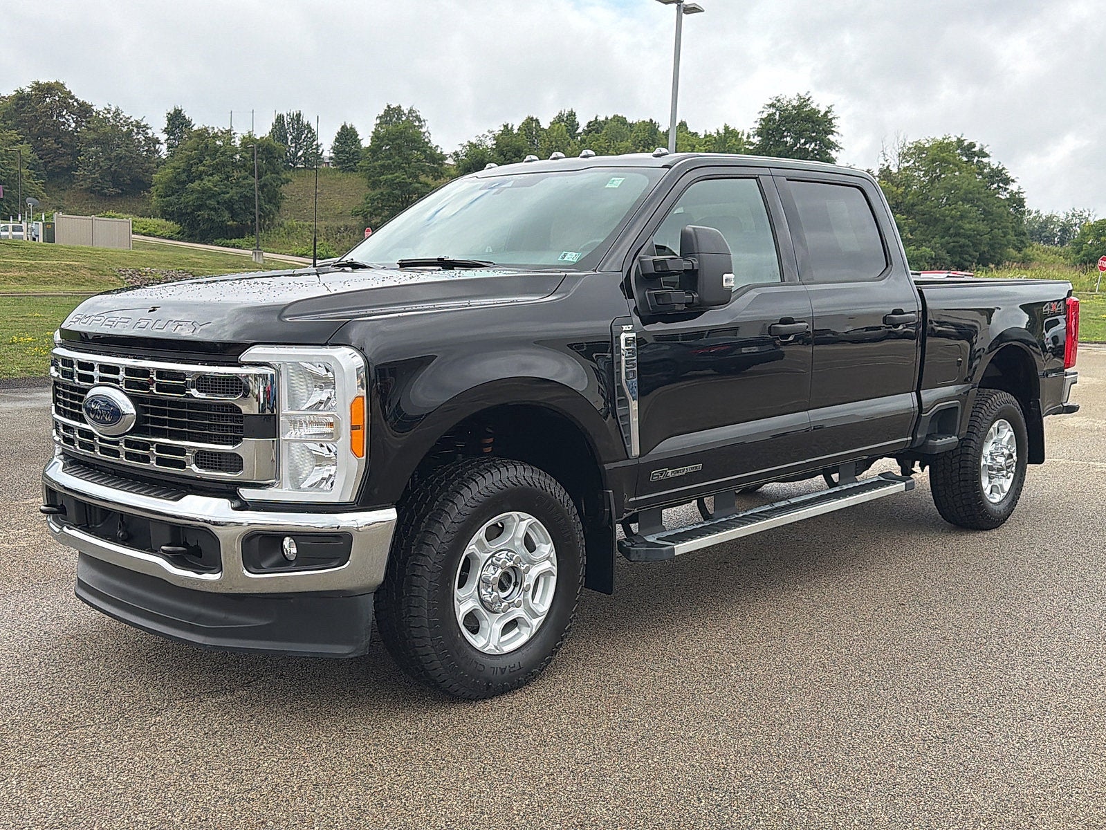 2025 Ford Super Duty F-350 SRW XL