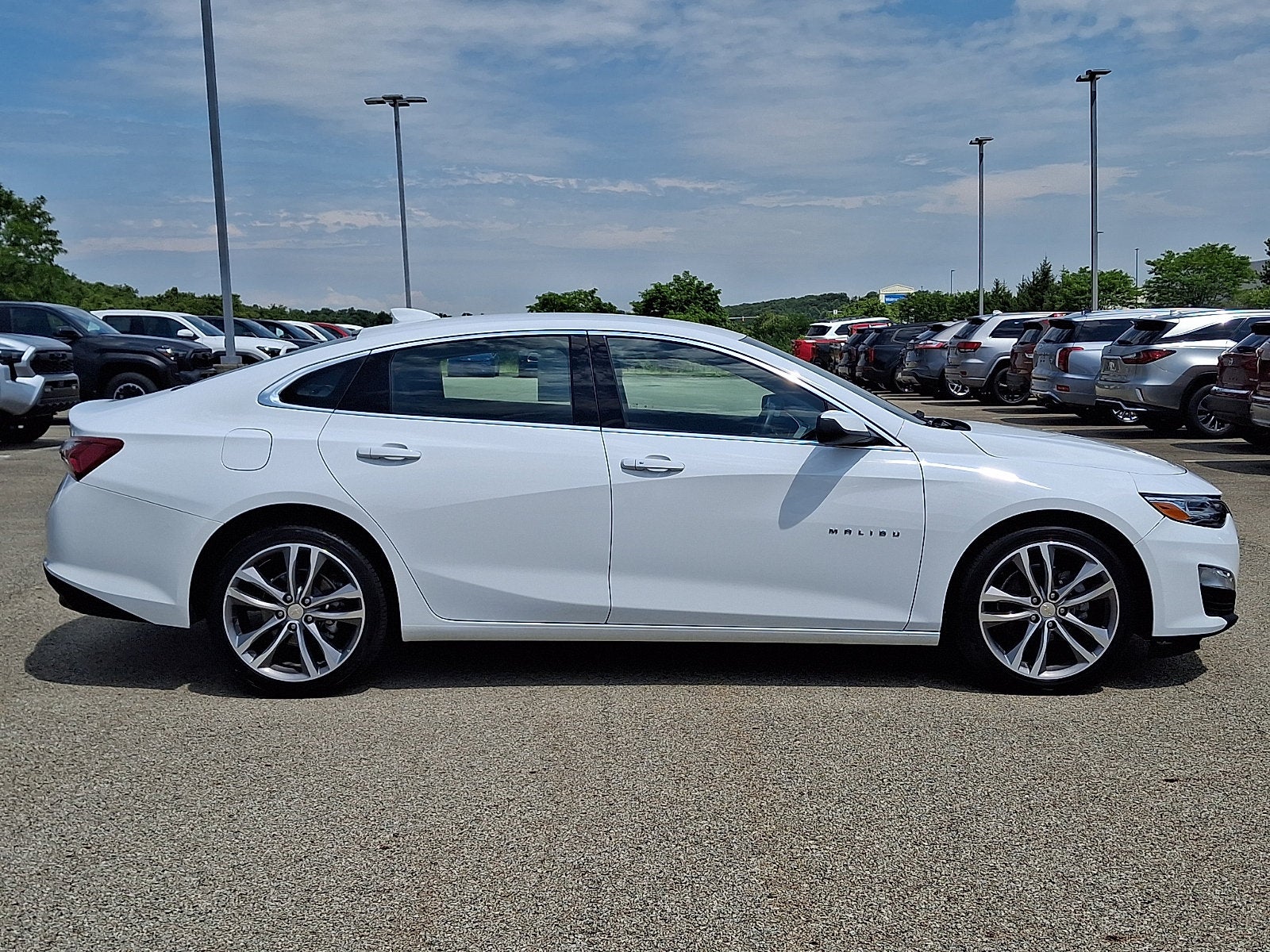 2024 Chevrolet Malibu LT
