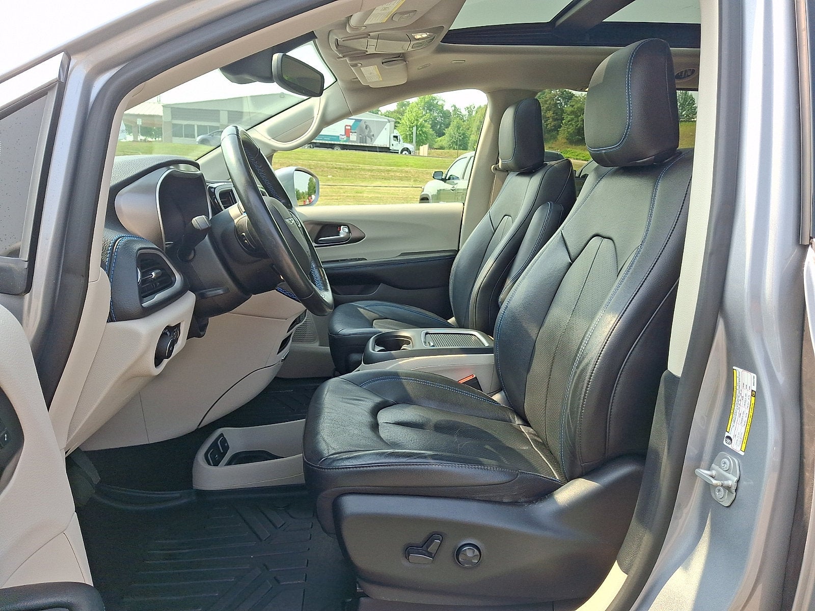 2021 Chrysler Pacifica Touring L